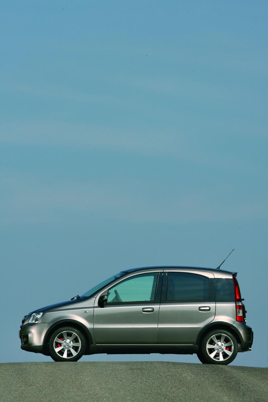  Fiat Panda 2006 года  (фото 25 из 27)